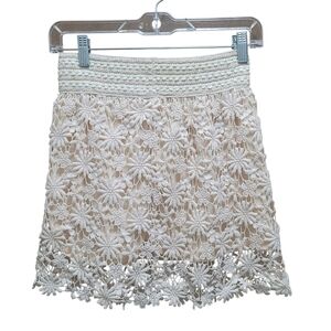 Sz Medium Miss Kelly 1999 Ivory Skirt Lace Overlay